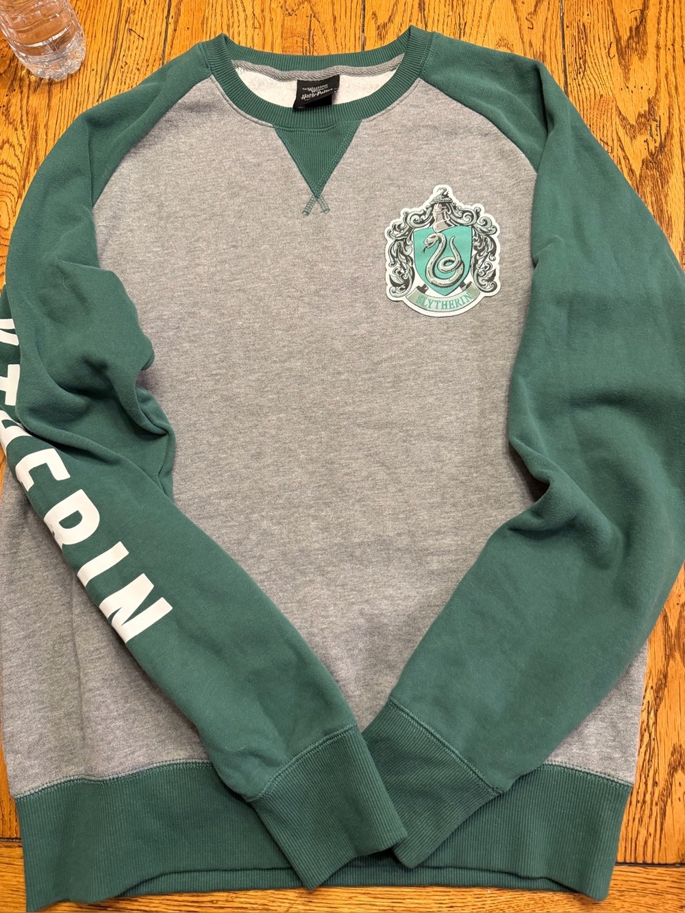 Harry Potter “Slytherin” Sweatshirt Sz m